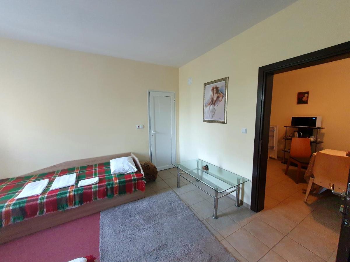 Viriks Hotel Бургас Екстериор снимка