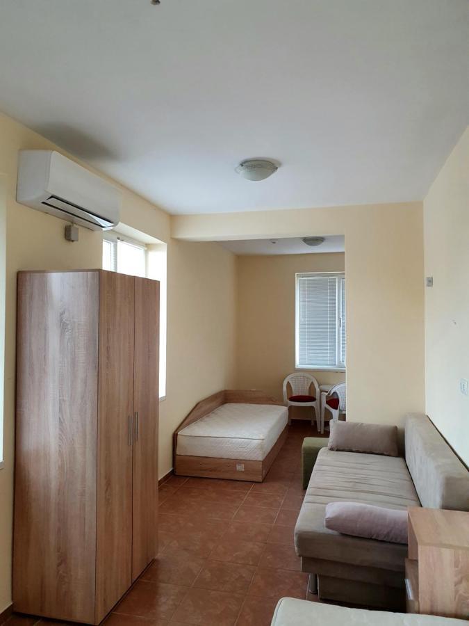 Viriks Hotel Бургас Екстериор снимка
