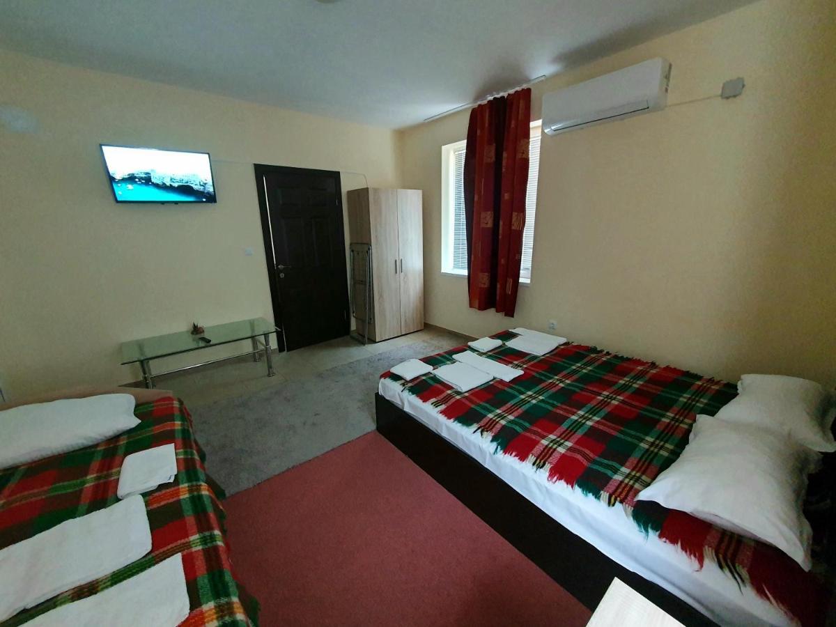 Viriks Hotel Бургас Екстериор снимка