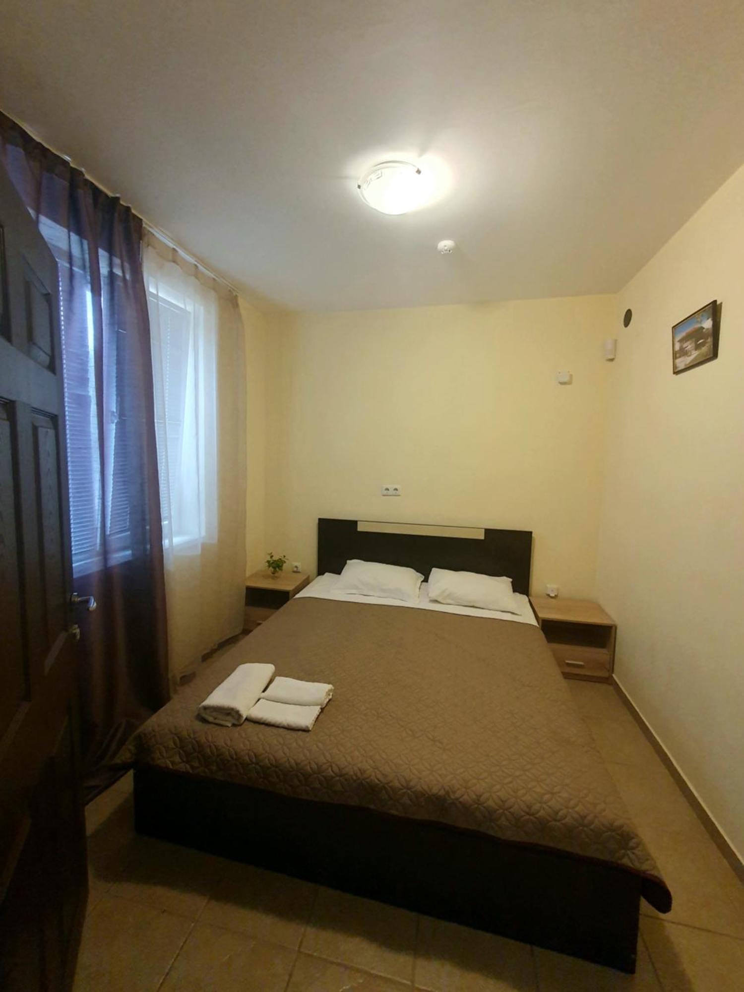 Viriks Hotel Бургас Екстериор снимка