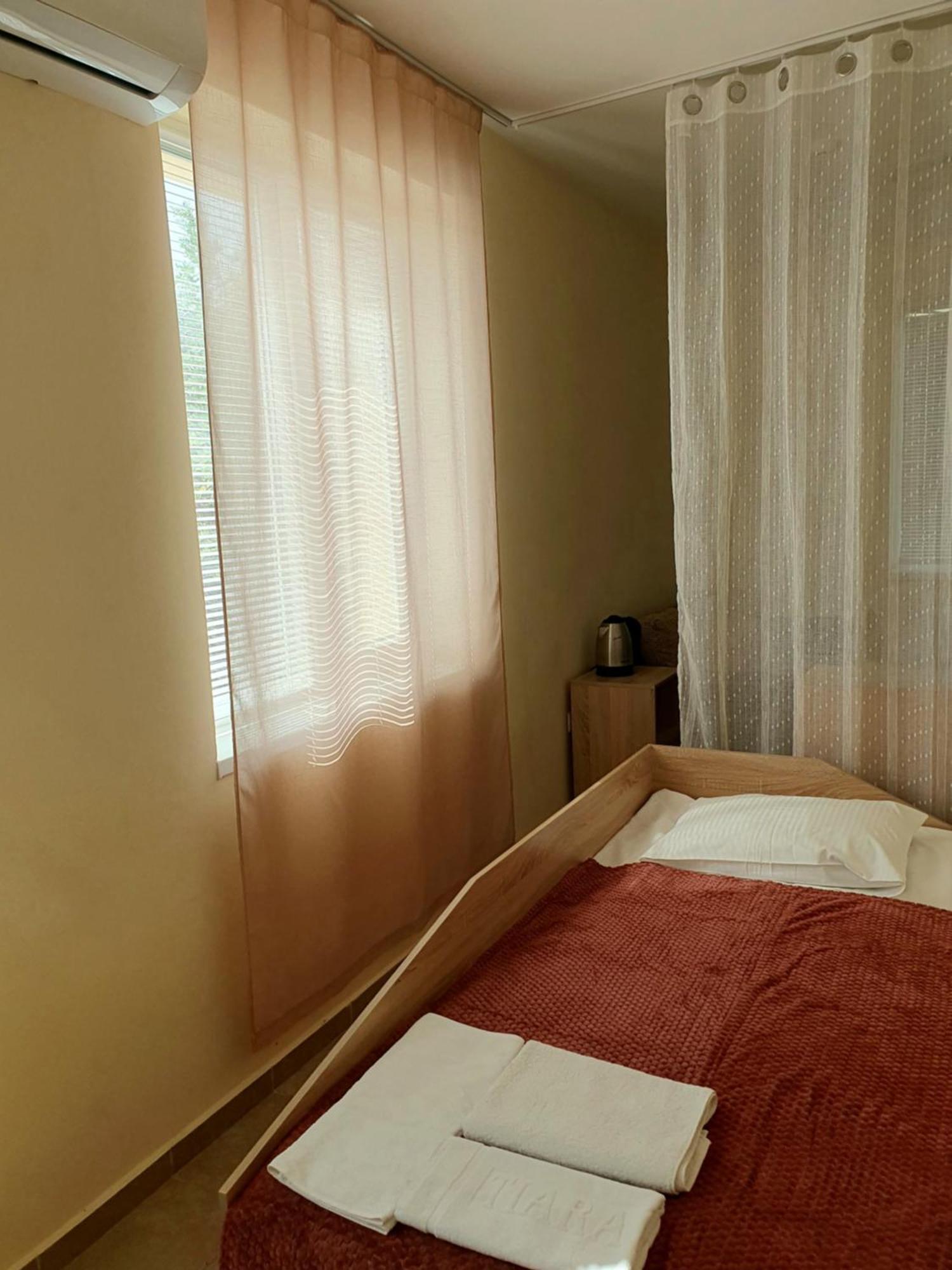 Viriks Hotel Бургас Екстериор снимка