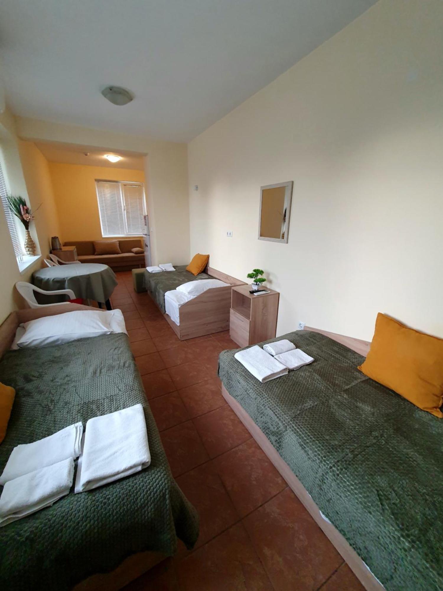 Viriks Hotel Бургас Екстериор снимка
