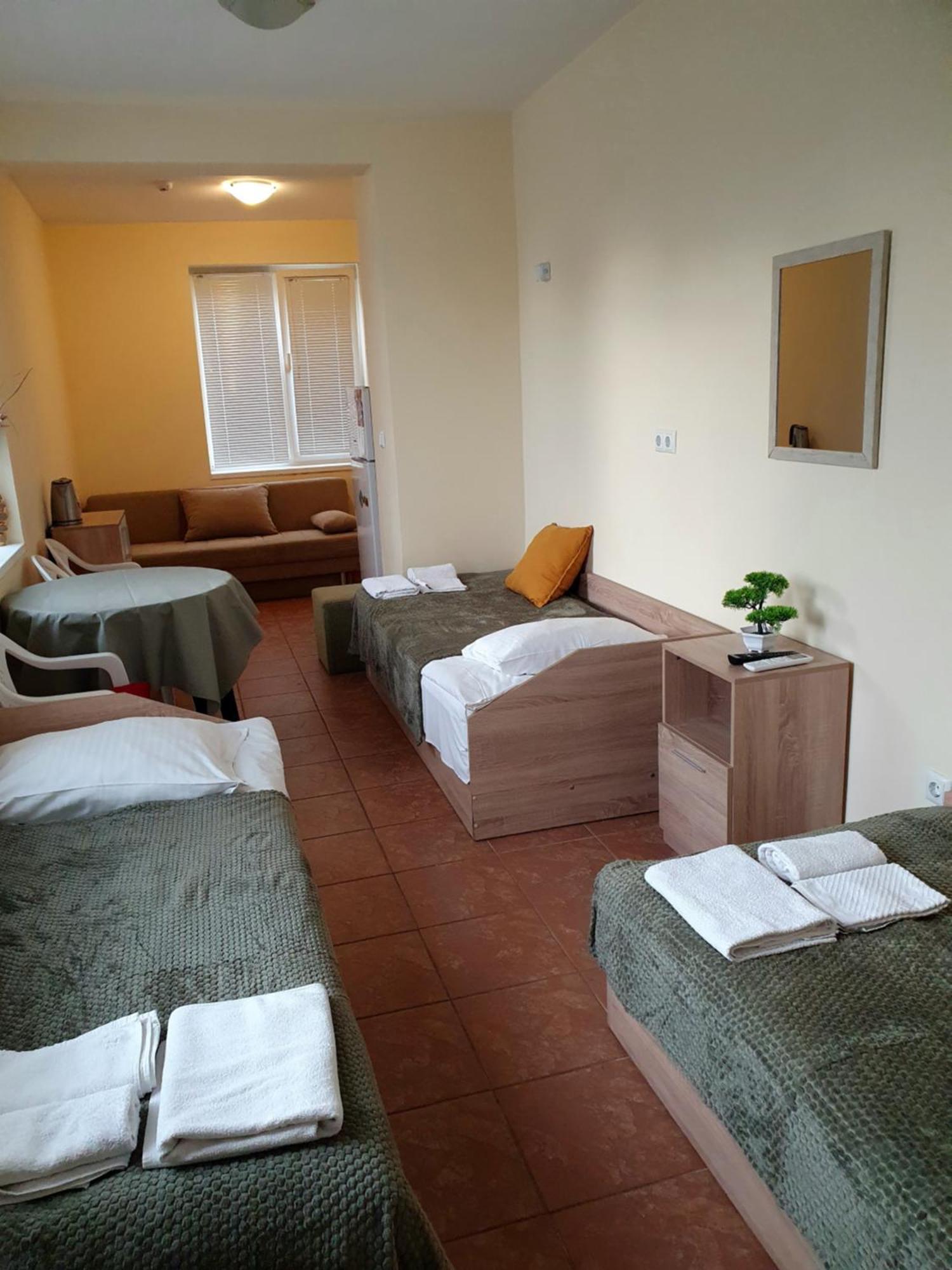 Viriks Hotel Бургас Екстериор снимка